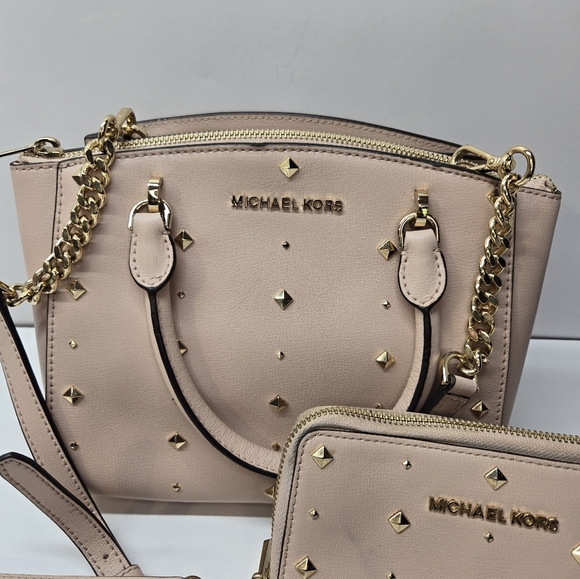 Michael Kors Ellis Leather Studded Satchel Purse With Crossbody Strap/wallet - Picture 4 of 16